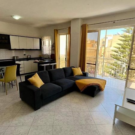 Sea View And Valley View Flat In Marsalforn 아파트 외부 사진